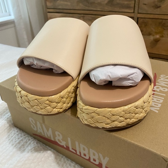 Sam & Libby Rattan Platform Sandals - Picture 4 of 6